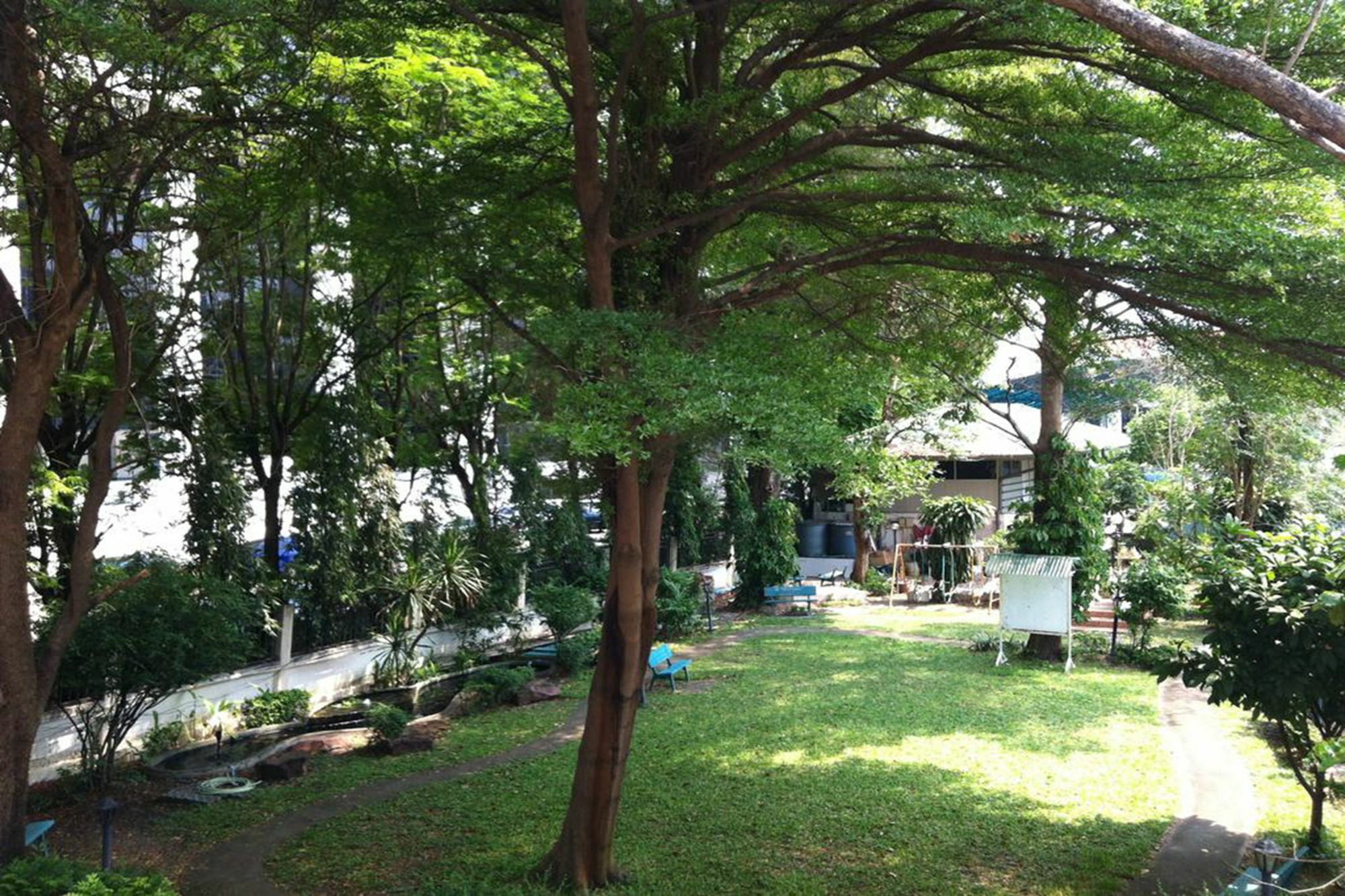 Park Avenue@Huamark Bangkok Bagian luar foto
